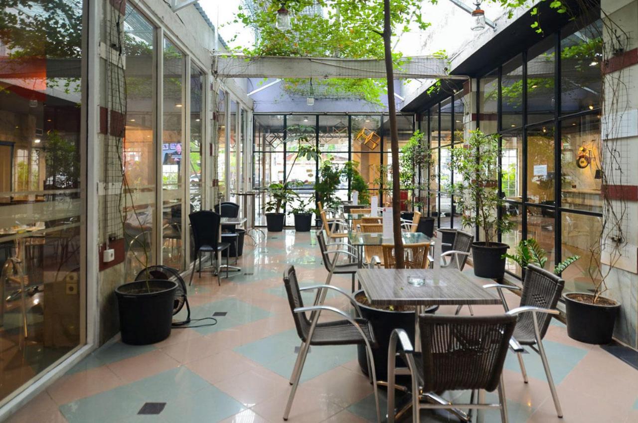 Hotel Peninsula Mangga Besar Dżakarta Zewnętrze zdjęcie