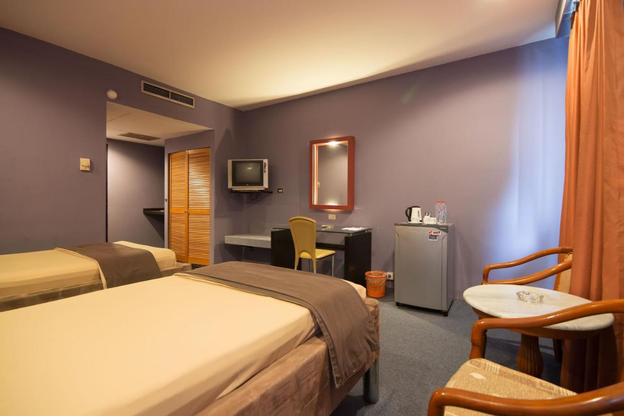 Hotel Peninsula Mangga Besar Dżakarta Zewnętrze zdjęcie