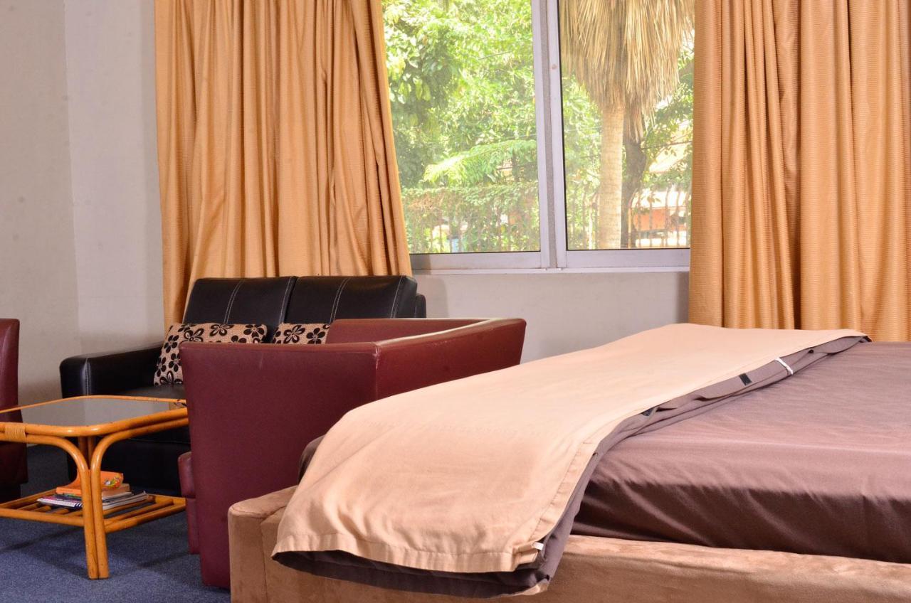Hotel Peninsula Mangga Besar Dżakarta Zewnętrze zdjęcie
